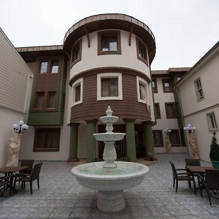 Cesmeli Konak Hotel ซิลิวรี ภายนอก รูปภาพ