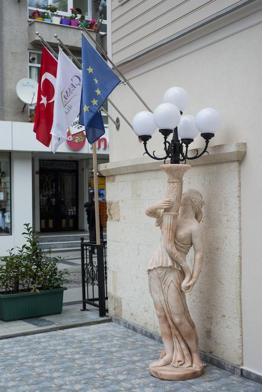 Cesmeli Konak Hotel ซิลิวรี ภายนอก รูปภาพ