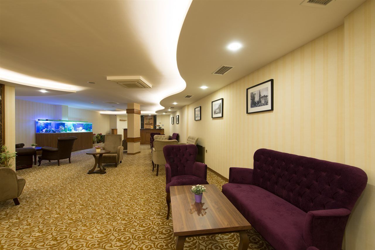 Cesmeli Konak Hotel ซิลิวรี ภายนอก รูปภาพ