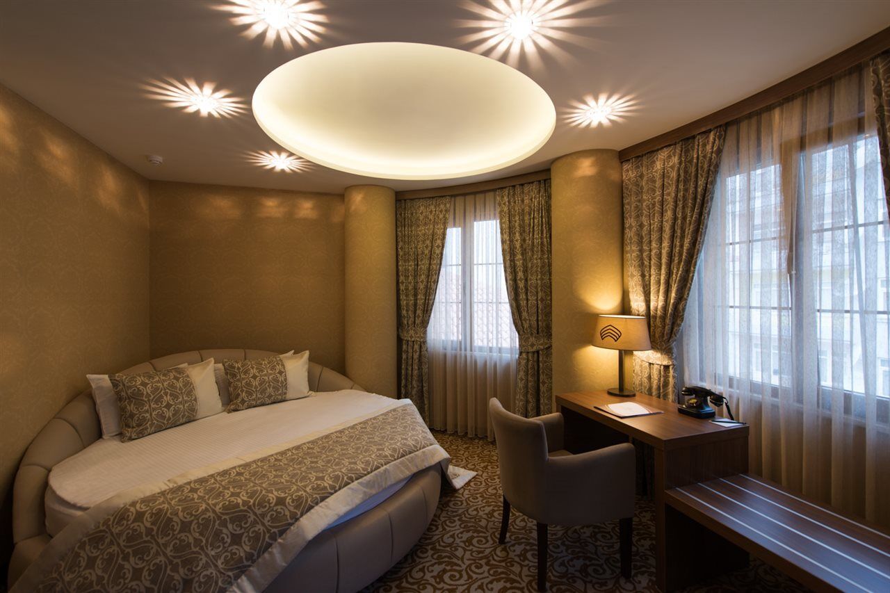 Cesmeli Konak Hotel ซิลิวรี ภายนอก รูปภาพ